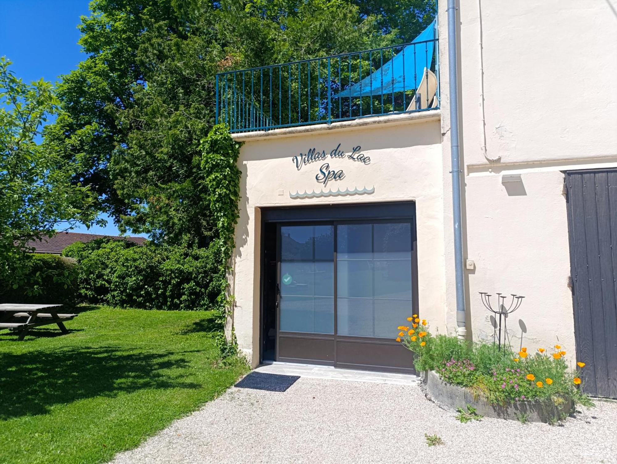 Villas-Du-Lac Appartements De Vacances Et Espace Spa Prive Clairvaux-les-Lacs Eksteriør billede